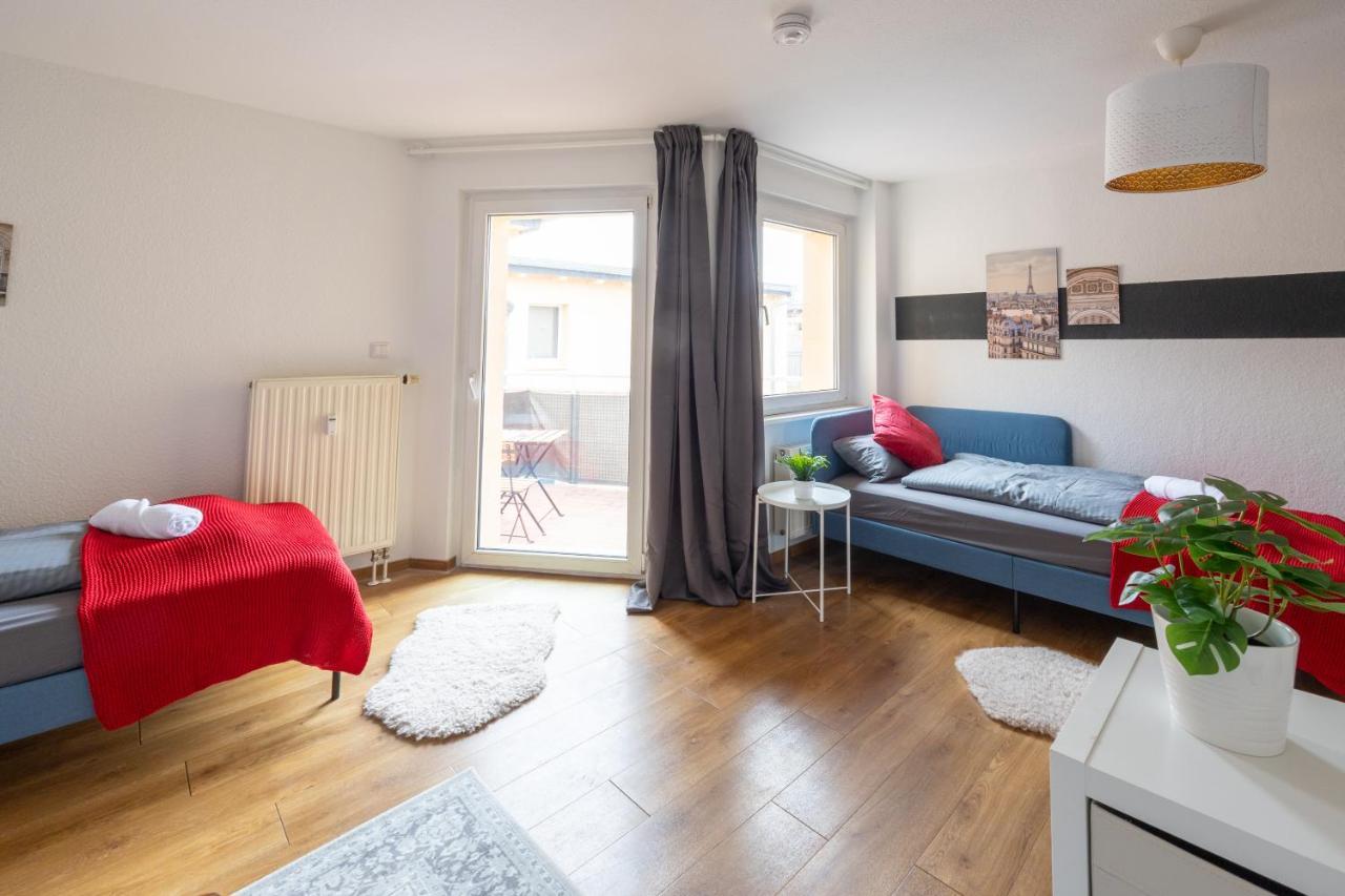 Fullhouse - Halle - T28 - Hawk Apartment *