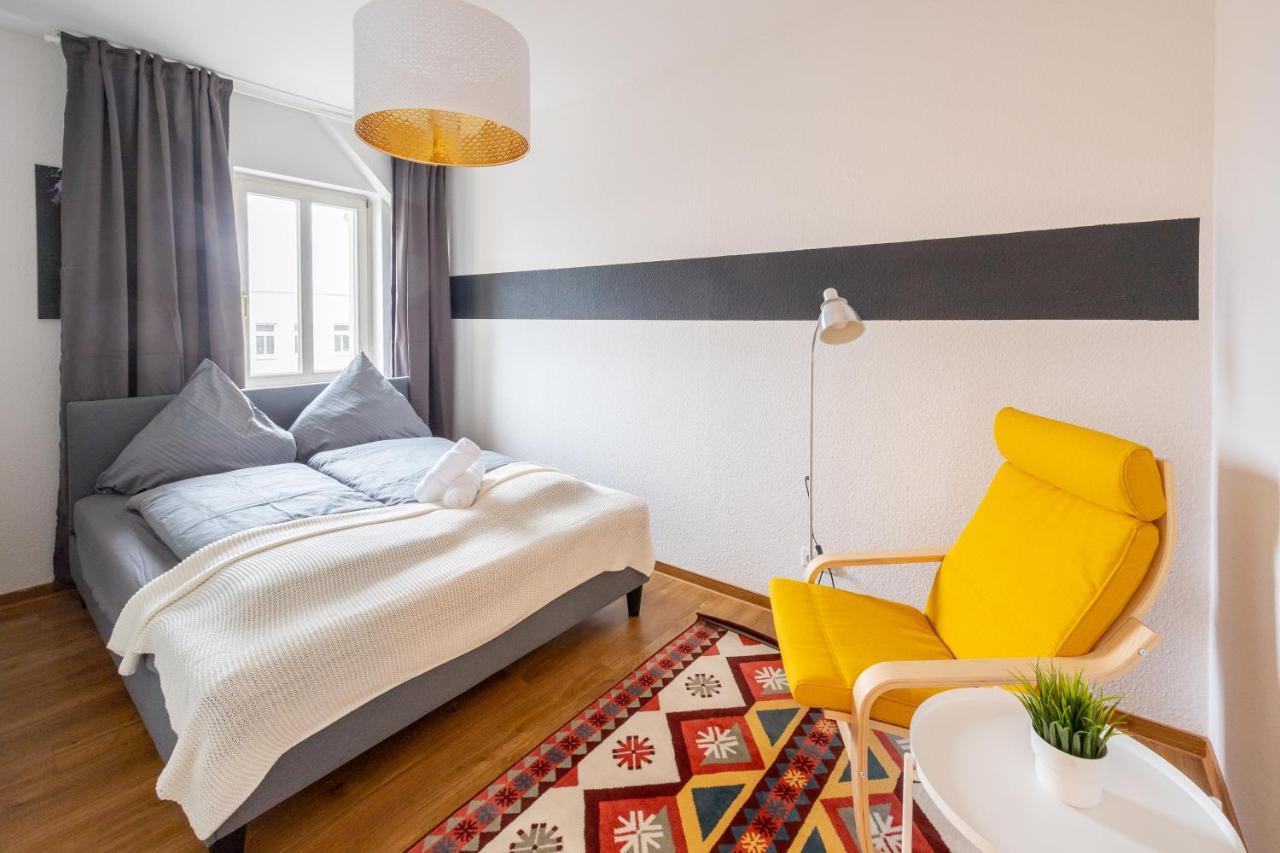 Apartment Fullhouse - Halle - T28 - Hawk *